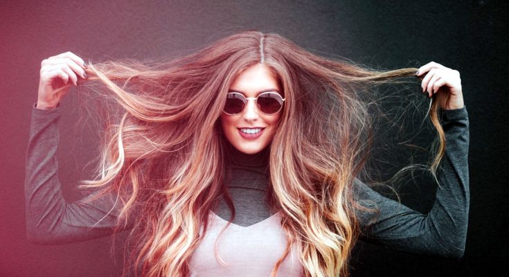 How To Tame Frizzy Hair Best Anti Frizz Tips And Products Handy